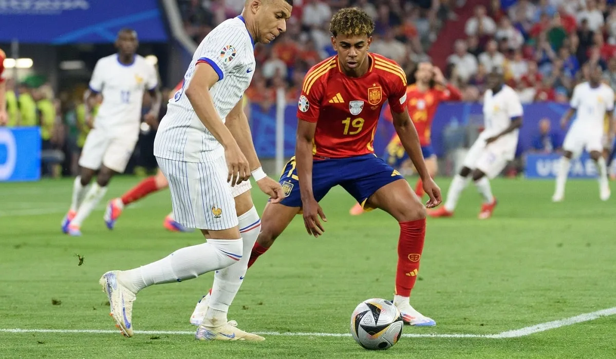 Kylian Mbappe și Ousmane Dembele