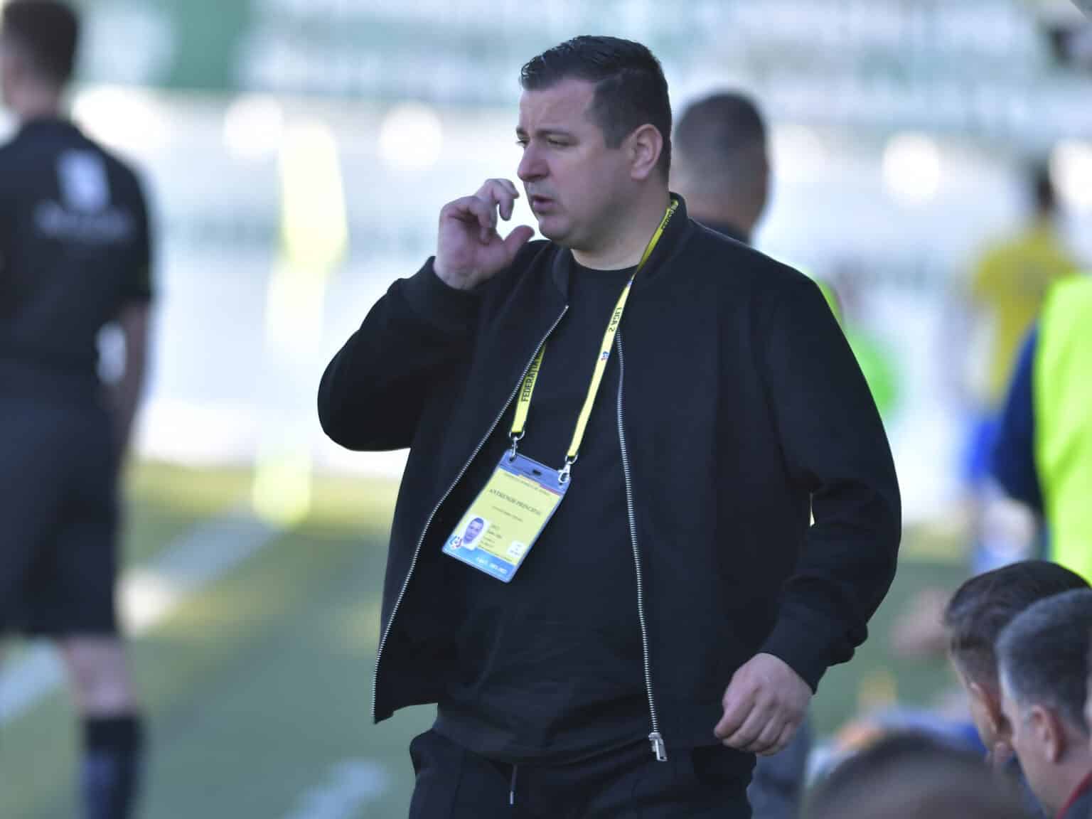 Metaloglobus și Poli Iași se confruntă (ora 21:00) într-un meci decisiv din Liga 1, cu Ianis Zicu și Vasile Miriuță ca protagoniști.