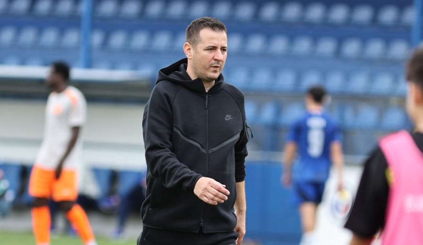 Ianis Zicu, mesaj la 7 dimineaţa: Nu am dormit de 24 de ore! Sunt foarte fericit că pot să plec lasând jucătorii în Liga 1