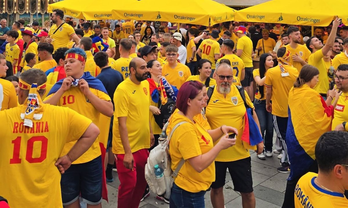 Zidul galben a “ocupat” centrul Vienei! Imagini de senzaţie cu fanii noştri înainte de Austria – România!