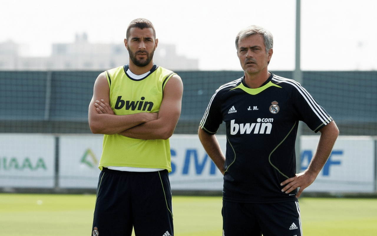 Mourinho îl vrea pe Karim Benzema la Benfica