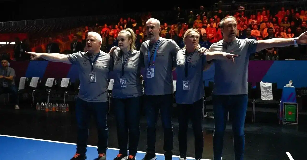 Schimbările în apărare ce influențează evoluția naționalei de handbal feminin înainte de Euro 2026