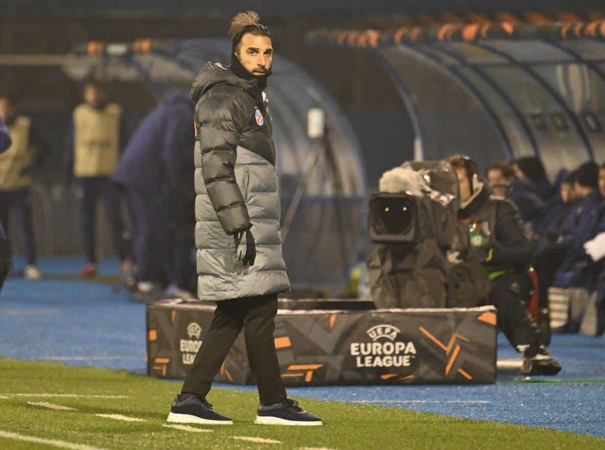 FCSB, sub asediu. Becali dă afară 3 jucători și amenință antrenorul