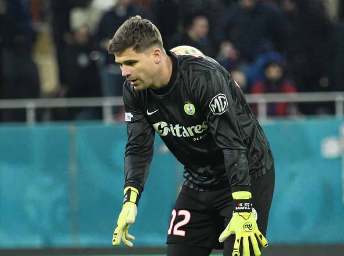 Erou în Europa League, Târnovanu a ajuns rezervă la FCSB. Paradoxul regulii U21