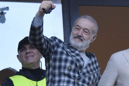 FCSB, la 2 puncte de play-off după 0-1 cu Craiova. Becali laudă 2 rivali