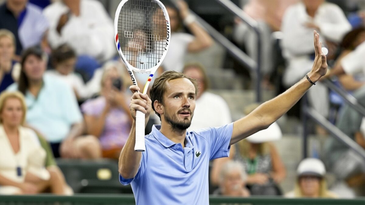 Daniil Medvedev oprește seria de 16 victorii a lui Alcaraz la Indian Wells