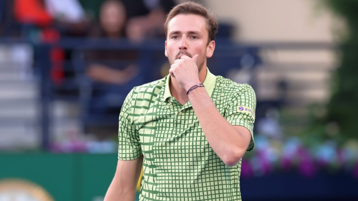 Daniil Medvedev, locul 11 ATP, îl elimină pe Alcaraz și face dezvăluiri despre trecut