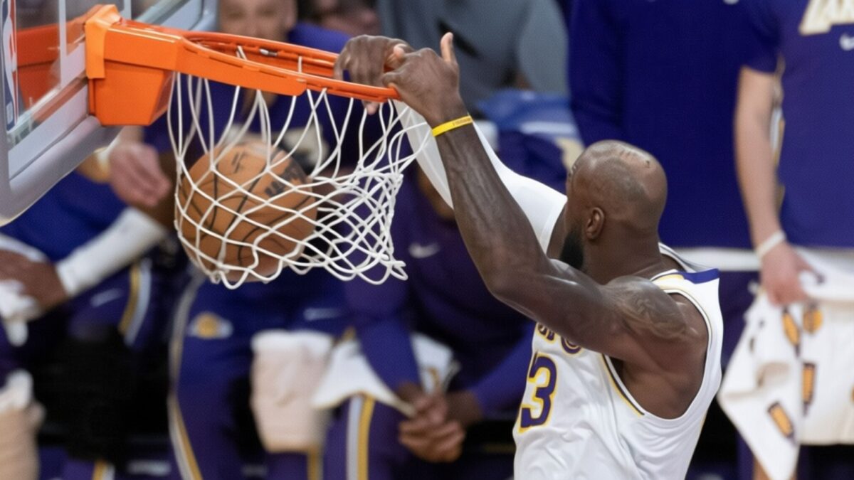 LeBron James a doborât un record uriaș cu 1612 meciuri în NBA