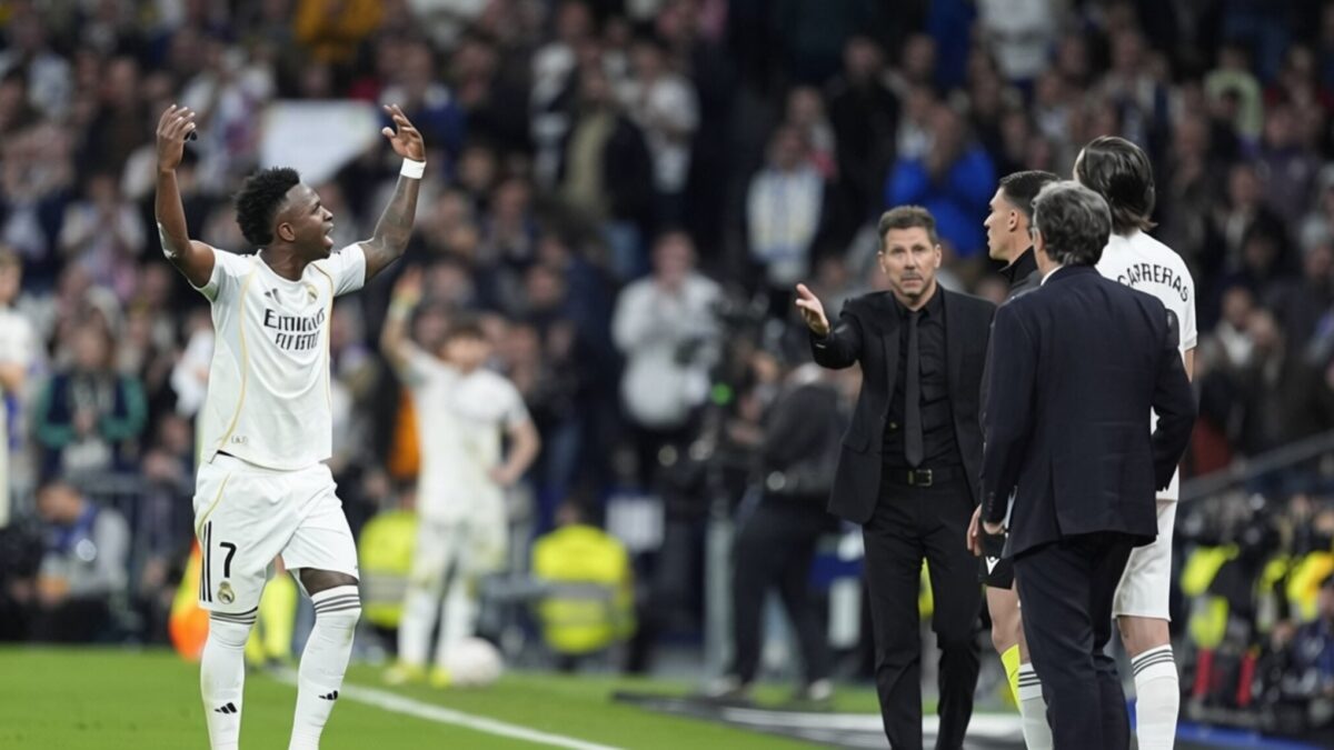 Vinicius, replică de 2 goluri pentru Simeone după scandalul din Supercupă