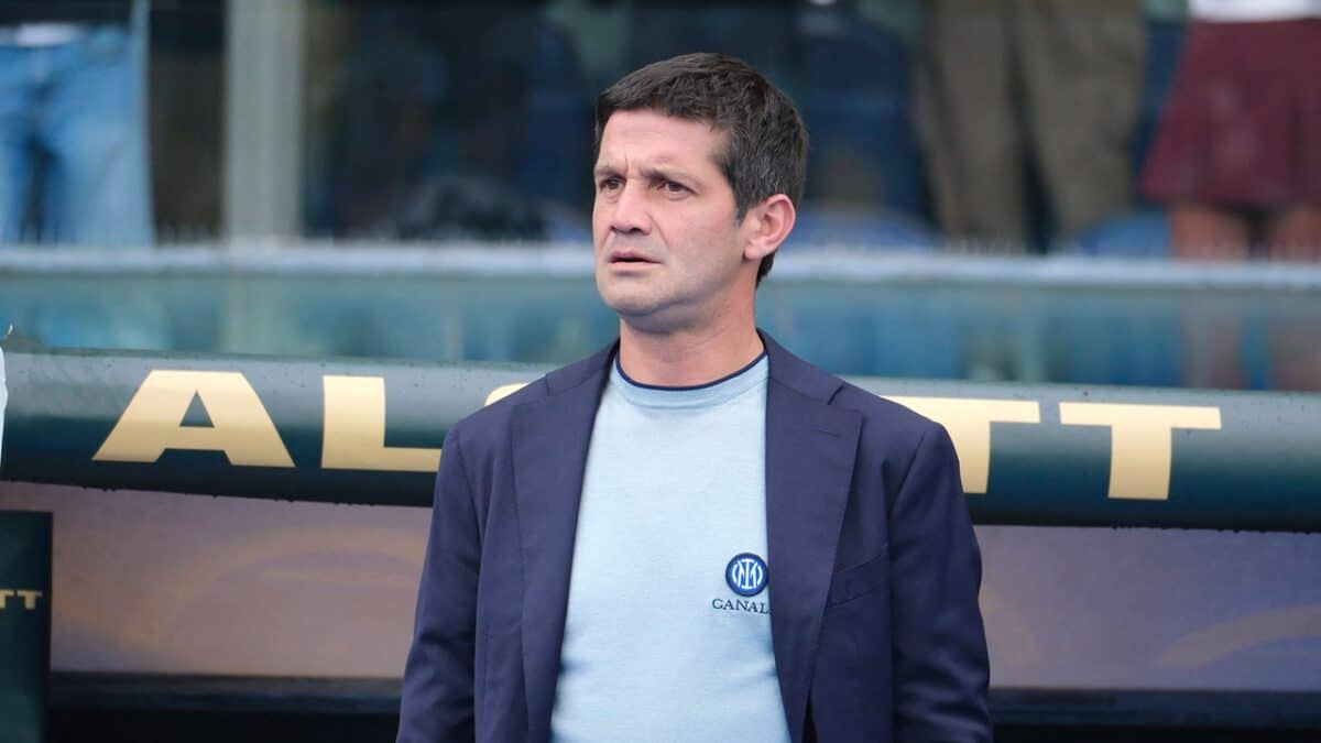 Chivu devine noul Mourinho al Romei inaintea derby-ului crucial cu Lazio