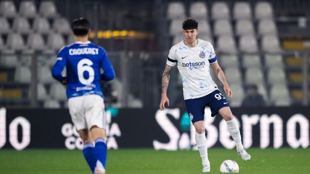 Chivu, fără golgheterul Lautaro Martinez la Como, după 4-0 în tur