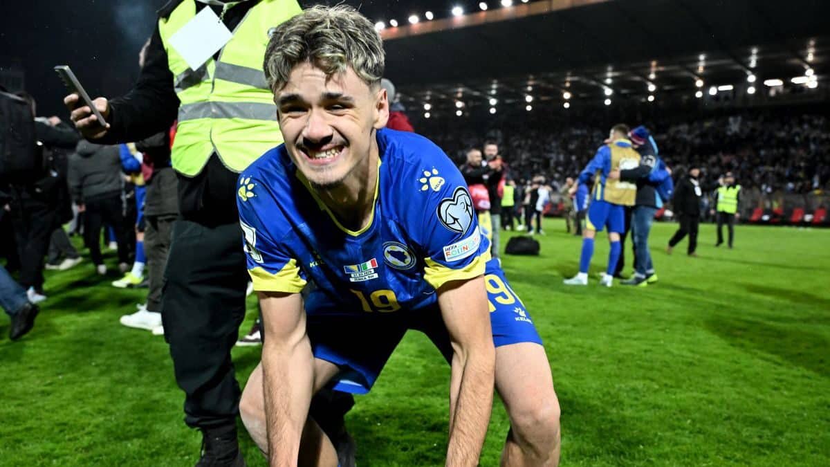 Cristi Chivu ar putea antrena 2 adversari ai României la un Inter total schimbat