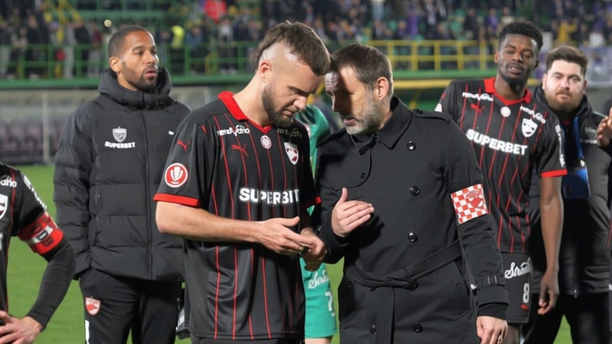 Dinamo atacă play-off-ul cu 2 nume noi în primul 11 al lui Kopic