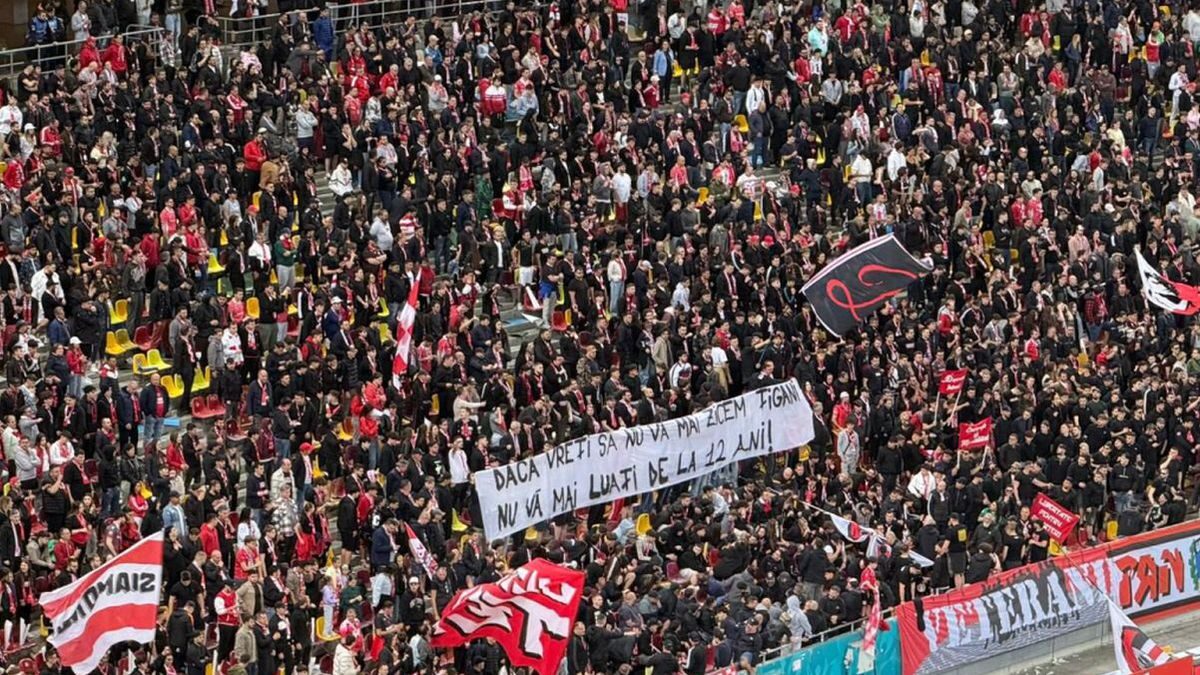 Dinamo riscă o amendă de 70.000 de lei după bannerele rasiste de la derby