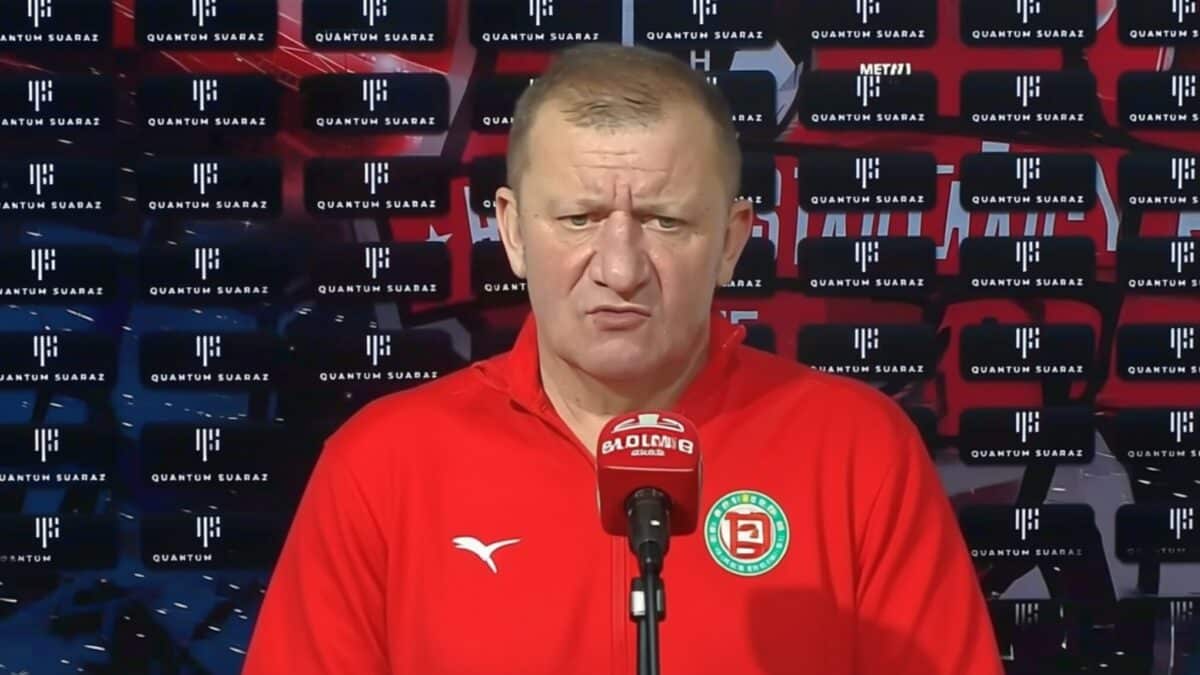 Dorinel Munteanu, surprins de demisia lui Zicu după golul din minutul 90+2