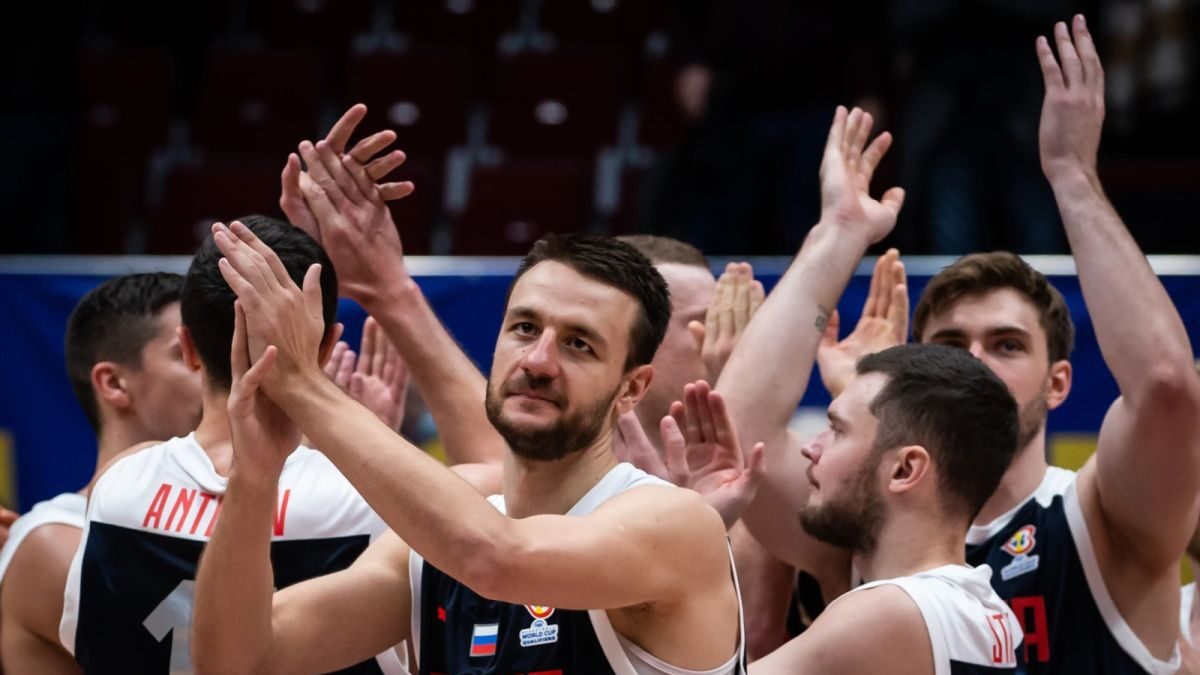 FIBA redeschide porțile pentru Rusia și Belarus în competițiile U21 de baschet