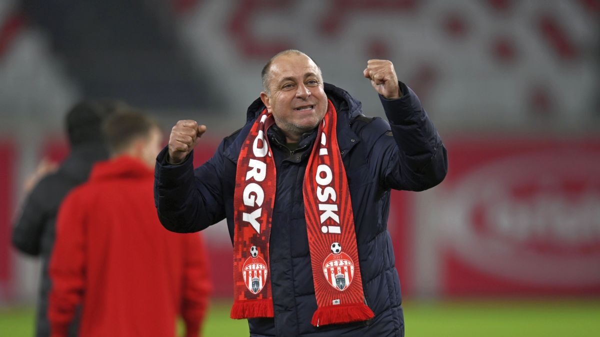 Laszlo Dioszegi cere suspendarea lui Lincar A implicat politicul în fotbal