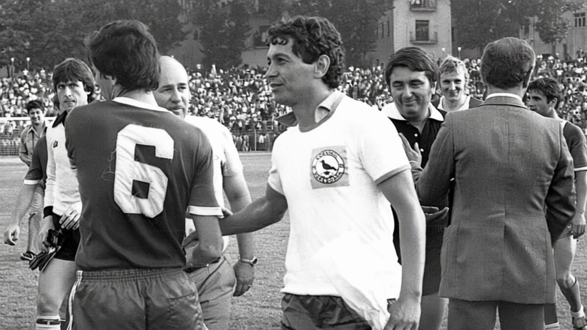 Cutremurul din 1977 l-a adus pe Mircea Lucescu la Corvinul Hunedoara