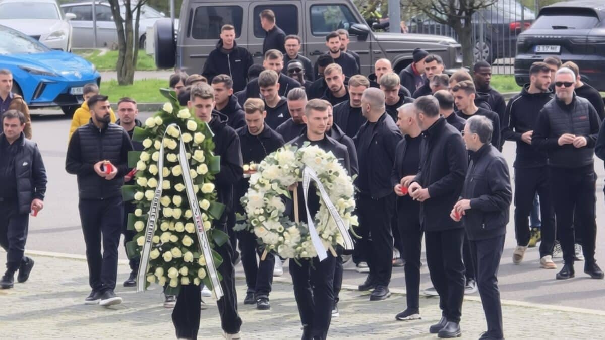 Mirel Rădoi, dezvăluiri despre discuția de 2 ore cu Lucescu. Jucătorii sunt devastați