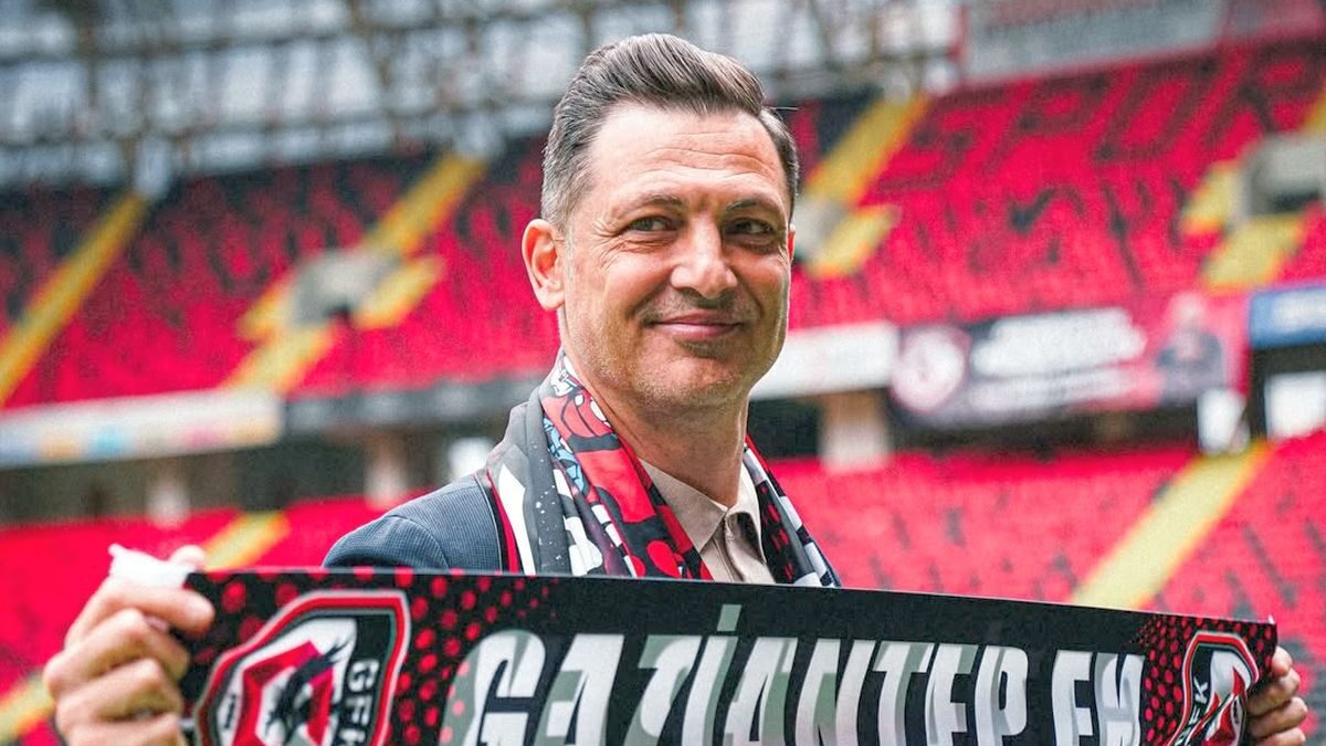 Debut de foc pentru Mirel Rădoi în Turcia la Gaziantep în etapa 31