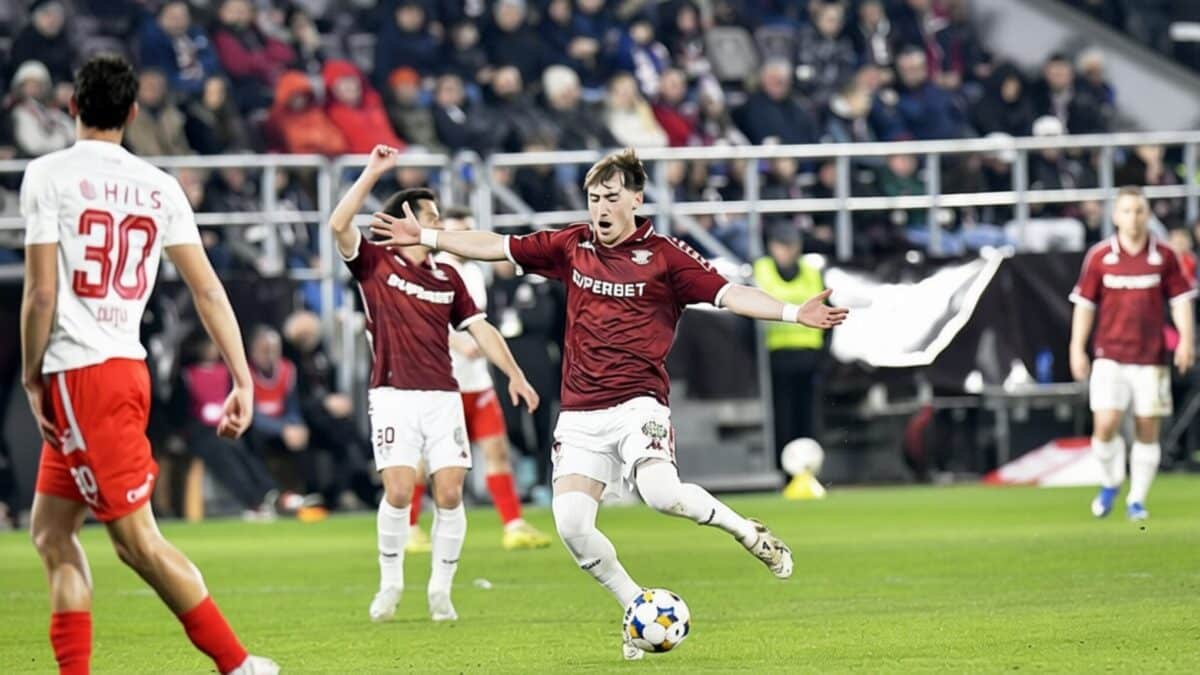 Rapid, amendă de 60.000 de lei și un meci fără spectatori după derby-ul cu Dinamo