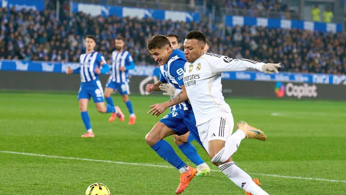 Real Madrid, la 9 puncte de Barca, are meci de totul sau nimic cu Alaves în La Liga