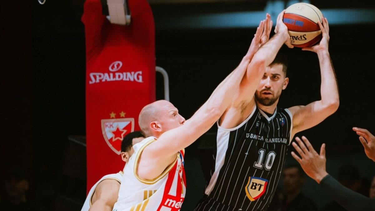 U-BT Cluj pierde la 10 puncte la Belgrad și își află adversara din playoff-ul ABA