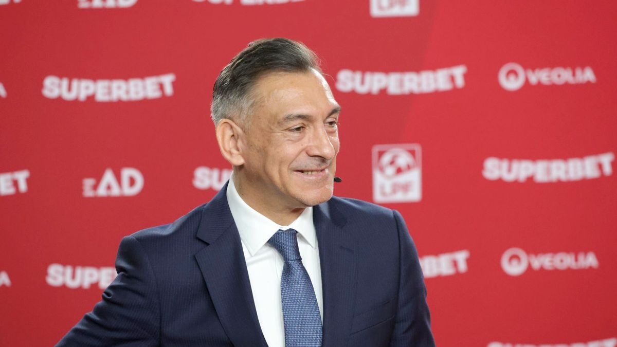 Mutu râde de propunerea lui Dumitrescu pentru banca FCSB O glumă?