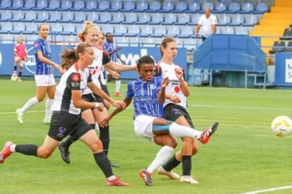 fotbal feminin