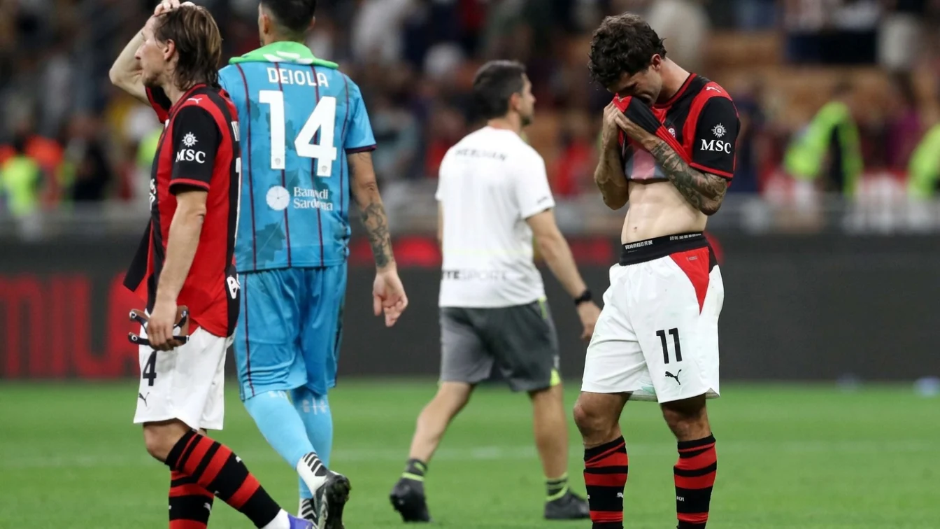 AC Milan pierde cu Cagliari scor 1-2 și rateaza Liga Campionilor. Echipa termina pe locul 5 în Serie A