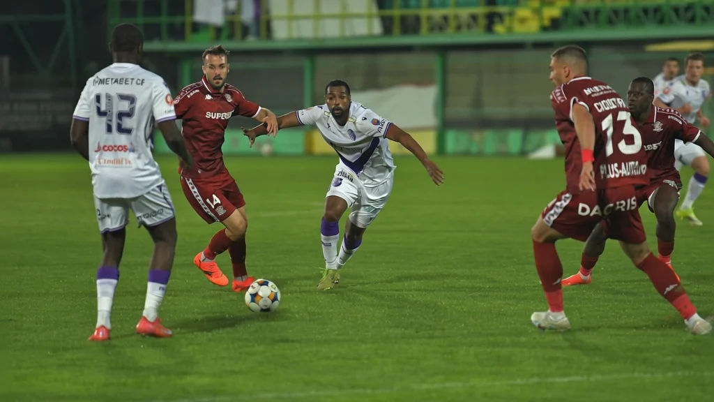 Adel Bettaieb pleaca de la FC Arges. Atacantul a refuzat prelungirea contractului