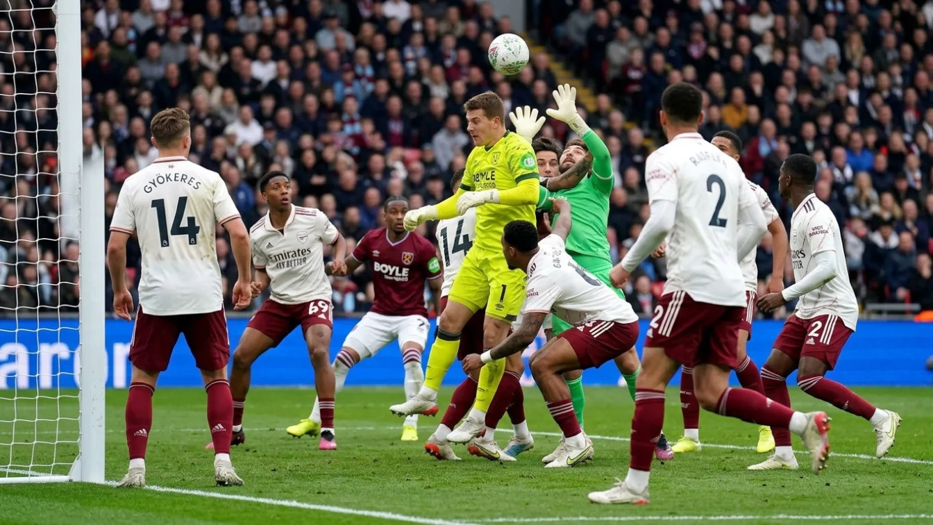 Arsenal West Ham VAR