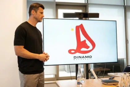Dinamo sigla suporteri
