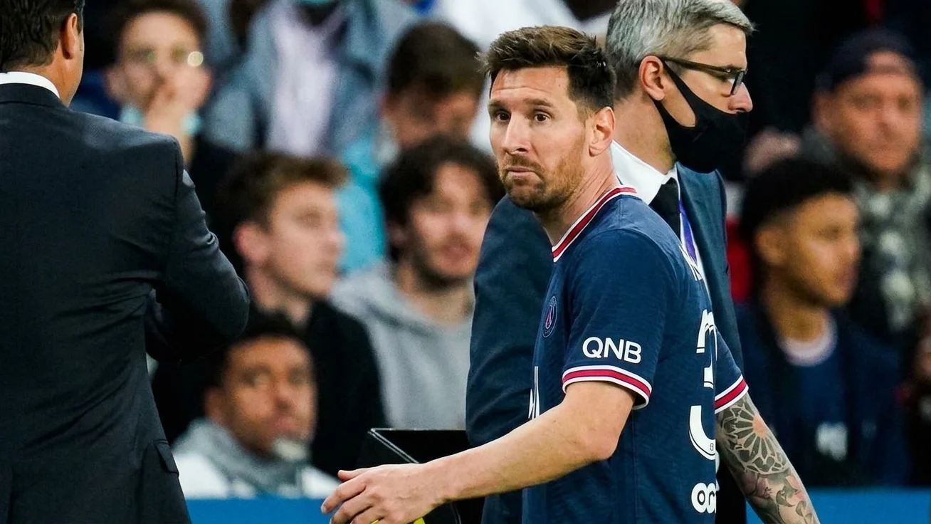 Surpriza uriasa pentru fanii fotbalului. Motivul real pentru care Messi a fost scos de pe teren