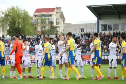 Petrolul investitori italieni