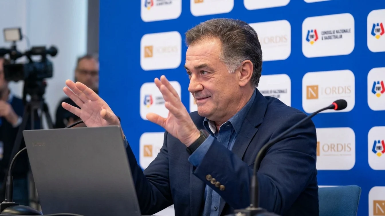 Kyros Vassaras il deleaga pe Radu Petrescu la meciul U Craiova. U Cluj