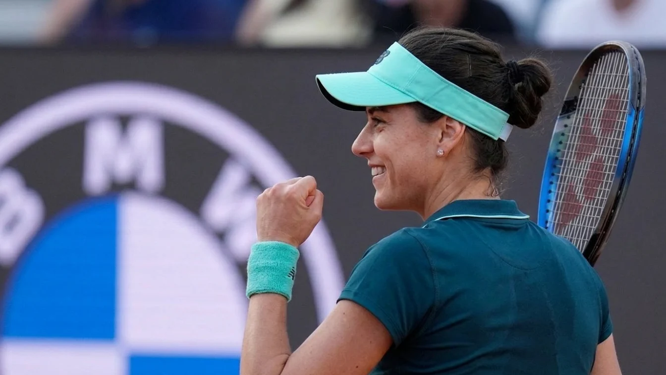 Sorana Cîrstea o invinge pe Aryna Sabalenka scor 2-6 6-3 7-5. Romanca merge in optimi la Roma