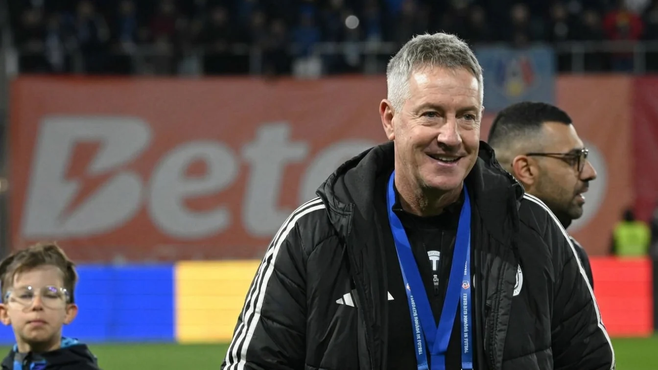 U Cluj. Dinamo 1-1. Bergodi cere transferuri urgente pentru Europa League
