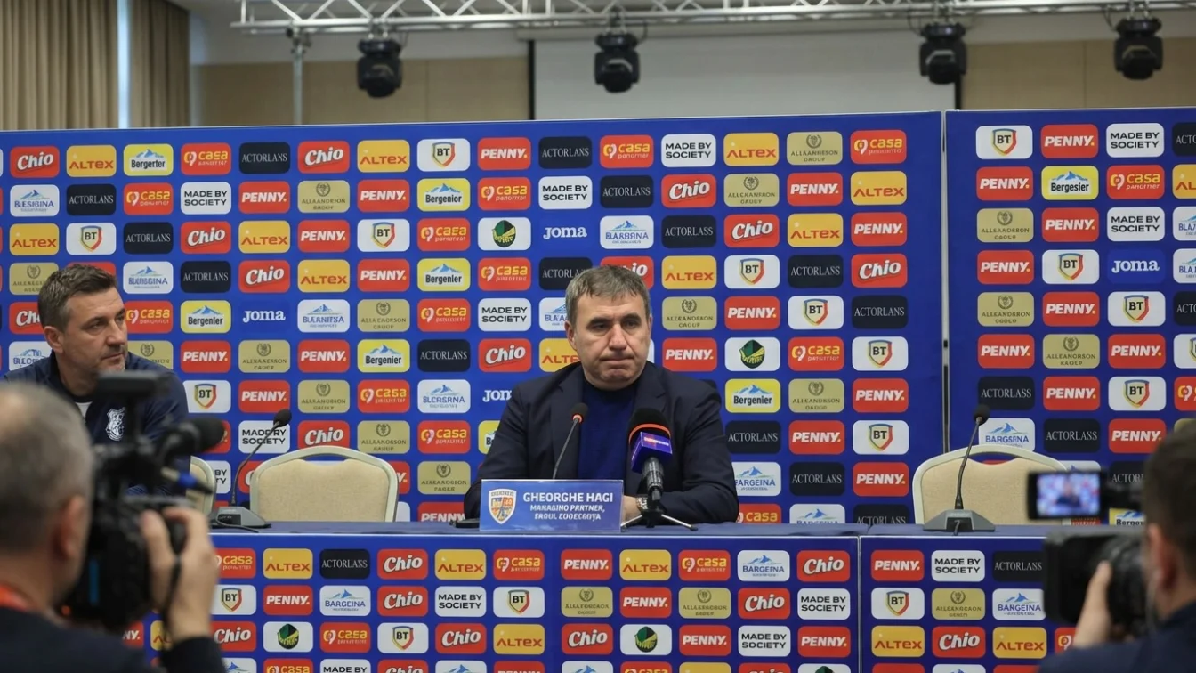Gheorghe Hagi nu il convoaca pe Valentin Cojocaru la națională. Portarul are 31 de meciuri în Polonia