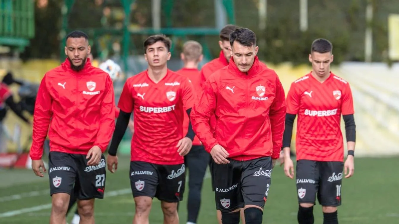Dinamo rateaza două transferuri. Nicolescu anunta schimbarile tactice aduse de Nuno Campos