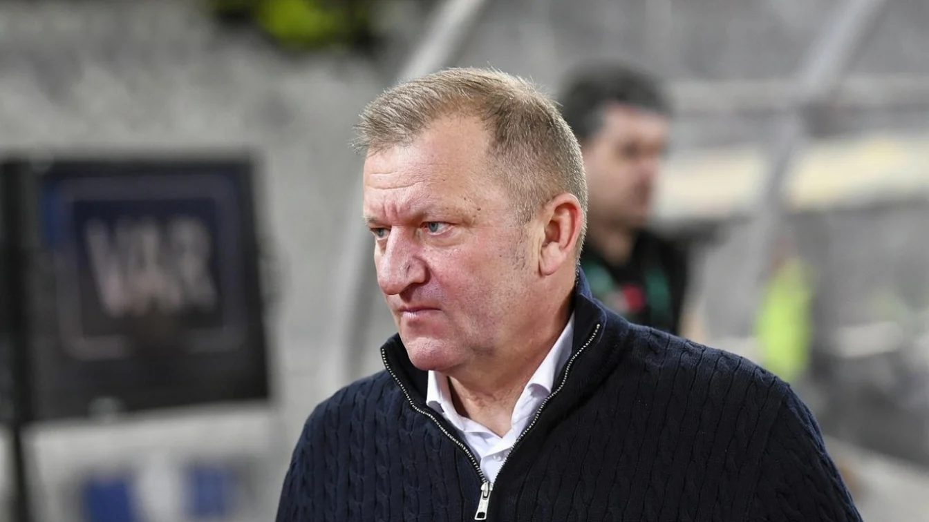 Dorinel Munteanu pleaca de la FC Hermannstadt. Antrenorul negociaza preluarea echipei CSM Resita în Liga 2
